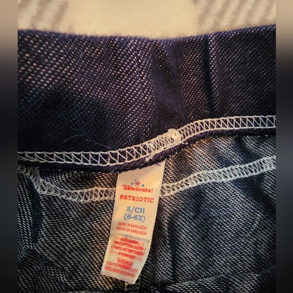 Girls shorts - Picture 2 of 2